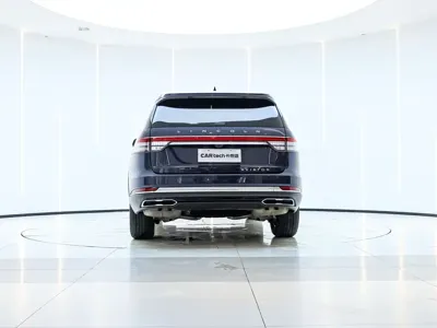 Lincoln Aviator 2024, 31600 км, за 265000 CNY - фото 2
