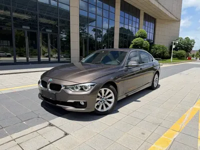 BMW 3 Series · 2017 год
