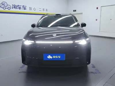 Leapmotor Leapmotor C16 2025, 10400 км, за 137800 CNY