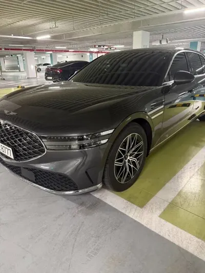 Genesis G90 2022, 57635 км, за 38290000 KRW