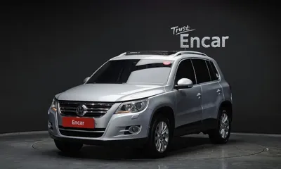 Volkswagen Tiguan · 2011 год