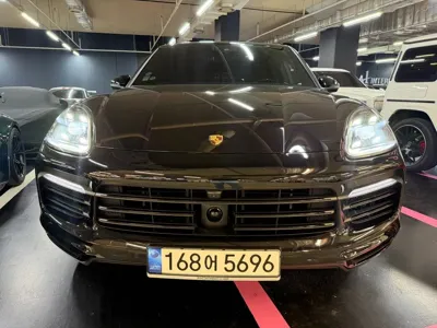 Porsche Cayenne 2021, 7000 км, за 103500000 KRW