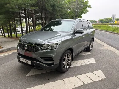 KG_Mobility_Ssangyong Rexton · 2018 год