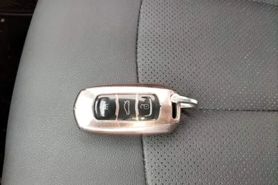 Geely Auto Vision X3 2020, 25900 км, за 44281.97 CNY - фото 12