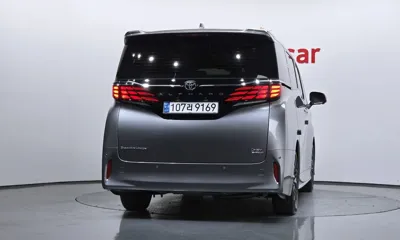 Toyota Alphard 2024, 2901 км, за 106700000 KRW
