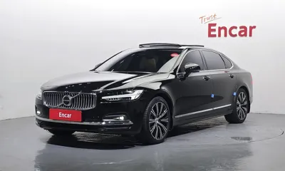 Volvo S90 · 2023 год