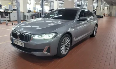 BMW 5-Series · 2023 год