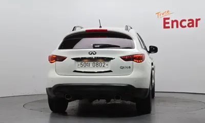 Infiniti QX70 2016, 194998 км, за 17500000 KRW
