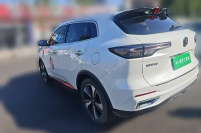 Changan CS55PLUS 2022, 56200 км, за 77354.09 CNY