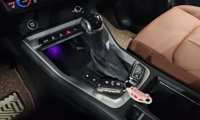 Audi Q3 2025, 15615 км, за 41000000 KRW - фото 9