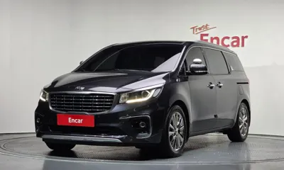 Kia Canival · 2020 год