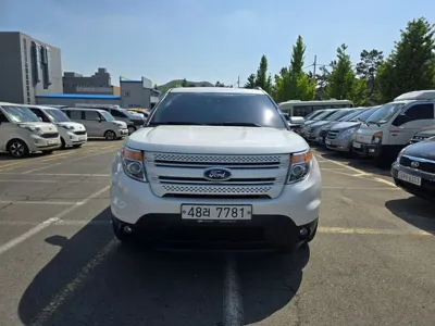 Ford Explorer 2015, 120488 км, за 8300000 KRW