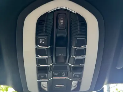 Porsche Macan 2016, 57000 км, за 123800 CNY - фото 11