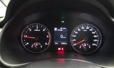 Kia Stonic 2018, 53355 км, за 12200000 KRW - фото 8