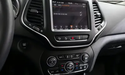 Jeep Cherokee 2019, 16766 км, за 17500000 KRW - фото 14