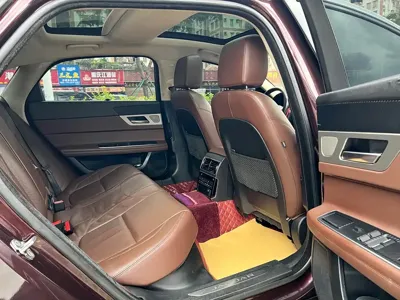 Jaguar XFL 2018, 101000 км, за 79800 CNY - фото 12