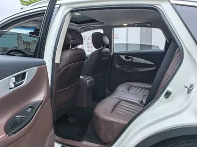 Infiniti QX50 2016, 129000 км, за 39800 CNY - фото 10