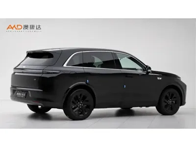 Li Auto Li L7 2023, 32000 км, за 188000 CNY