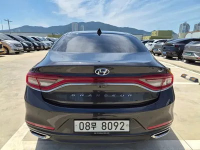 Hyundai Grandeur 2018, 68209 км, за 18000000 KRW - фото 3