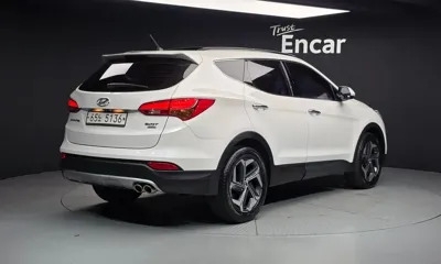 Hyundai Santafe 2015, 128207 км, за 8800000 KRW