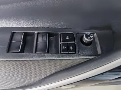 Toyota Corolla 2020, 51200 км, за 55900 CNY - фото 9
