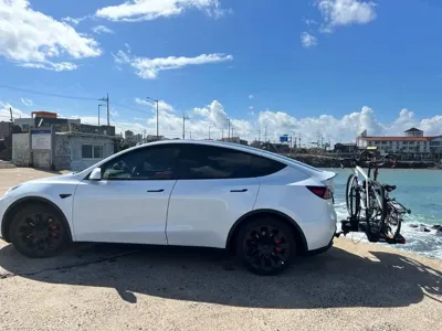 Tesla Model Y · 2021 год