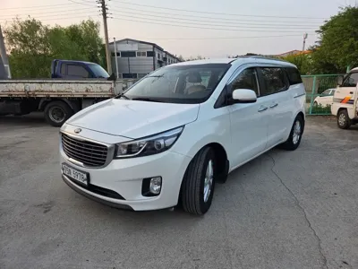 Kia Canival · 2015 год