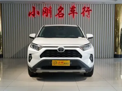 Toyota RAV4 2025, 10000 км, за 139000 CNY