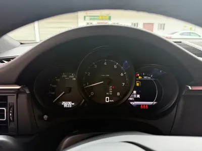 Porsche Macan 2024, 26000 км, за 346800 CNY - фото 4