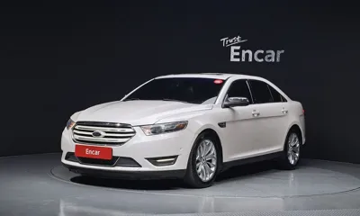 Ford Taurus · 2017 год