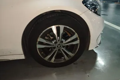 Mercedes-Benz C-Class 2017, 65500 км, за 104037.58 CNY - фото 5
