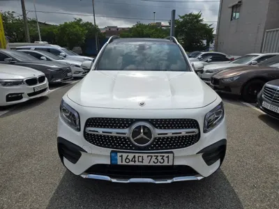 Mercedes-Benz GLB-Class · 2023 год