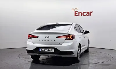 Hyundai Avante 2019, 125016 км, за 10790000 KRW