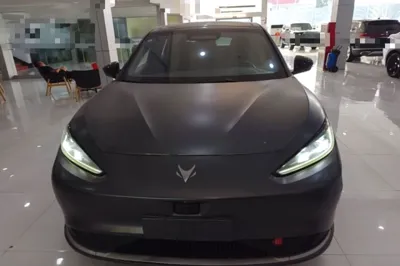 Arcfox Alpha S 2022, 45599 км, за 117325.47 CNY