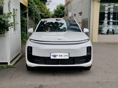 Li Auto Li L6 2025, 15000 км, за 198800 CNY