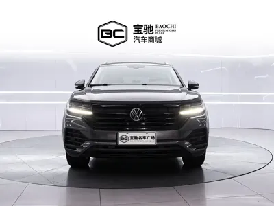 Volkswagen Touareg 2023, 40000 км, за 259800 CNY - фото 2