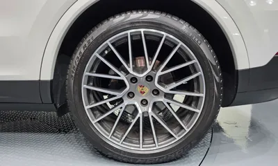 Porsche Cayenne 2023, 50583 км, за 99900000 KRW - фото 21