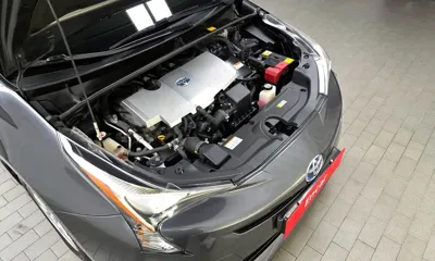 Toyota Prius 2017, 164235 км, за 11350000 KRW - фото 6