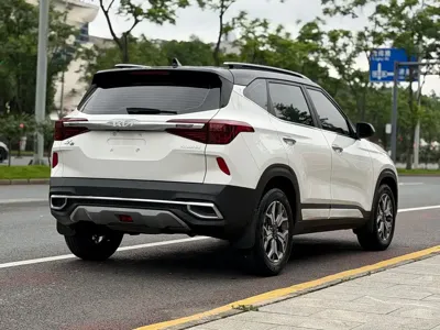 Kia KX3 2022, 28000 км, за 99800 CNY