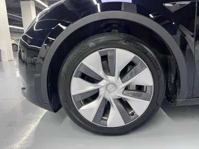 Tesla Model Y 2022, 32200 км, за 156800 CNY - фото 10