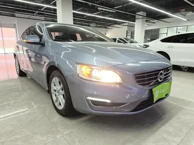 Volvo S60 2017, 106199 км, за 47100 CNY