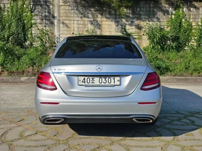 Mercedes-Benz E-Class 2017, 187488 км, за 16000000 KRW