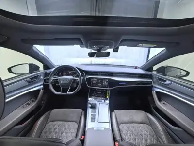 Audi A7L 2022, 60000 км, за 190600 CNY - фото 6