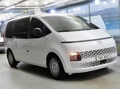 Hyundai Staria · 2022 год