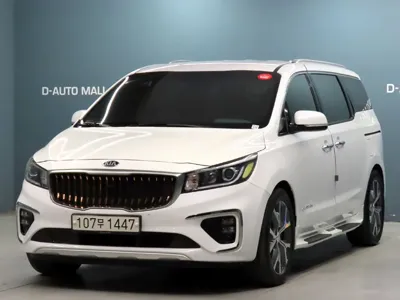 Kia Canival · 2019 год