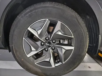 Kia Sorento 2023, 20000 км, за 15120000 KRW - фото 8