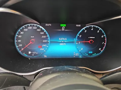 Mercedes-Benz C-Class 2020, 68500 км, за 138236.71 CNY - фото 9