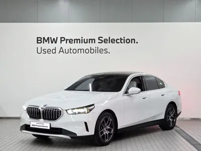 BMW 5-Series · 2025 год