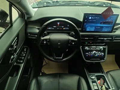 Lincoln Corsair 2022, 66500 км, за 92100 CNY - фото 11