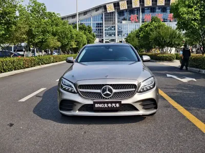Mercedes-Benz C-Class 2020, 80000 км, за 116800 CNY